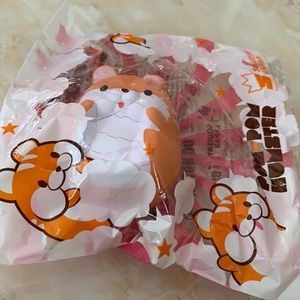 Pom-Pom Hamster squishy